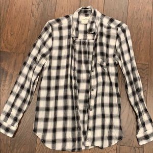 American Eagle black/white boyfriend fit flannel